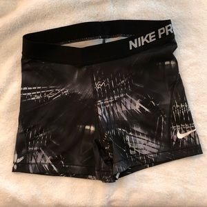 Nike Pro Women‘s Training Shorts